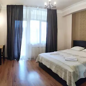 1 Bedroom Unit With Patio Тбилиси