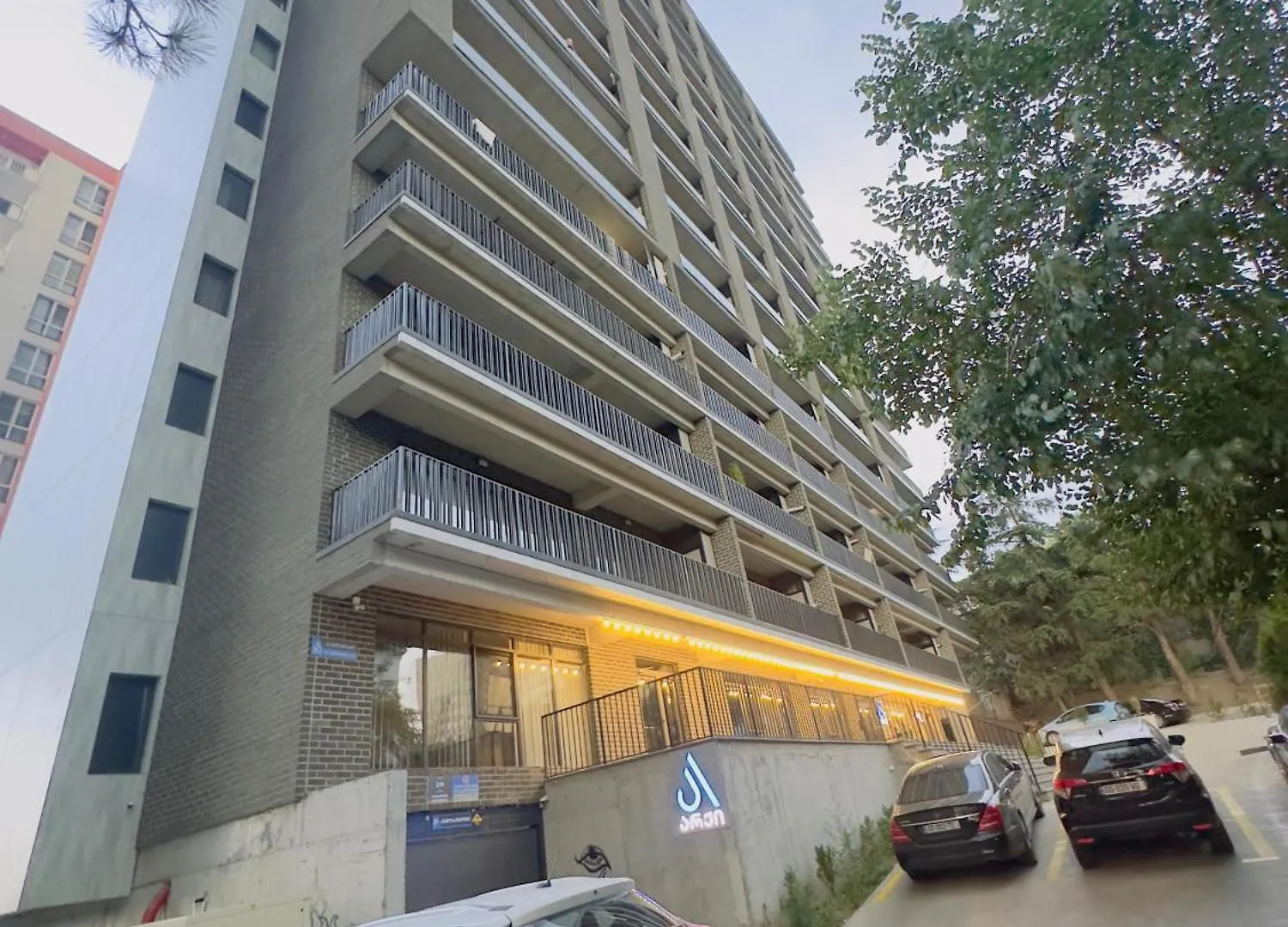 Arkhi Kavtaradze Apartment Tbilisi